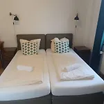 Hotel Vegas *